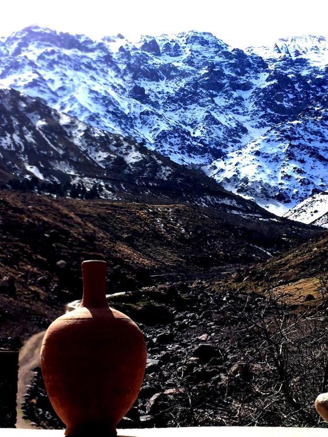 Gite Entre Les Vallees Tacheddirt Esterno foto
